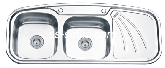 R15 Radios di angolo Undermount Sink di cucina in acciaio inossidabile per un design di cucina elegante e senza tempo