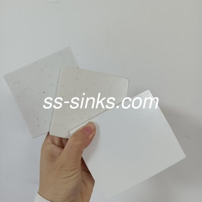 Posizionamento di scarico posteriore o centrale Scafo da cucina in pietra di quarzo Nessun rubinetto inclusi accessori Rubinetto
