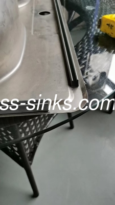 Topmount Stainless Steel Apron Sink La combinazione perfetta di stile e funzione