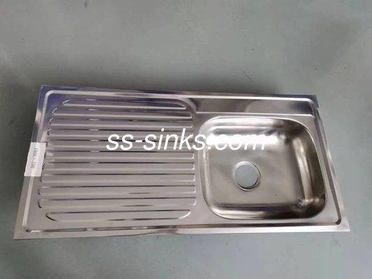 Lavabo da cucina in acciaio con scaricatore di cascami inclusi resistente all' arrugine