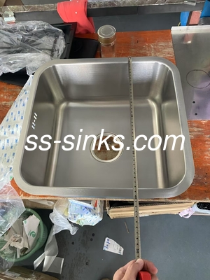 18/10 Materiale in acciaio nichel 304 Sink da cucina in acciaio inossidabile Dispensatore di sapone e accessori