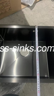 Sink da cucina in acciaio inossidabile con scaricatore facile da pulire e materiale resistente