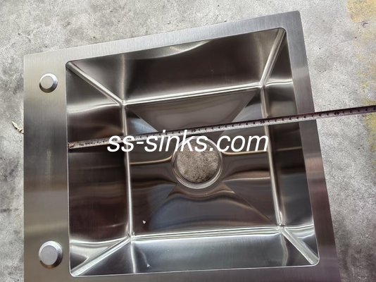 Moderno design doppio piatto vasca da cucina sottostante con scarico in acciaio inossidabile e sovrafflusso incluso fino a voi