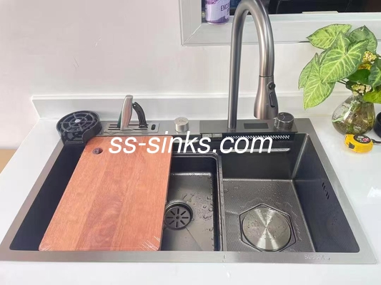 Sink a scodella singola in acciaio inossidabile con materiale in acciaio al nichel 18/10 e soluzione di sistema di drenaggio