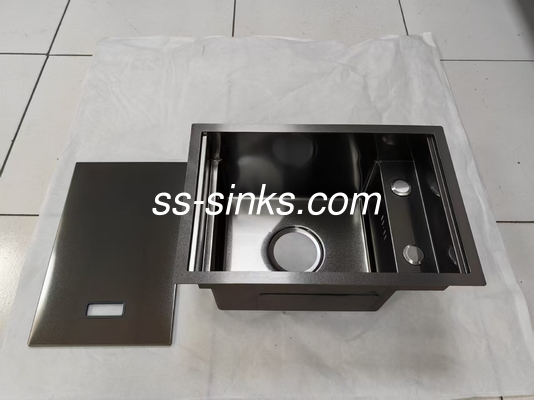 Aggiorna la tua cucina con un lavello a vasca singola in acciaio inossidabile elegante e resistente